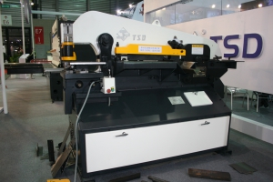 Q34Y-100(li��n)�ϛ_���C(j��)